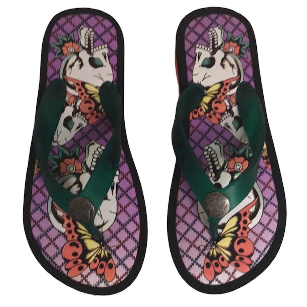 Ed Hardy Butterflies & Skulls Flip Flops Sandals Size 5 NEW - Picture 7 of 14
